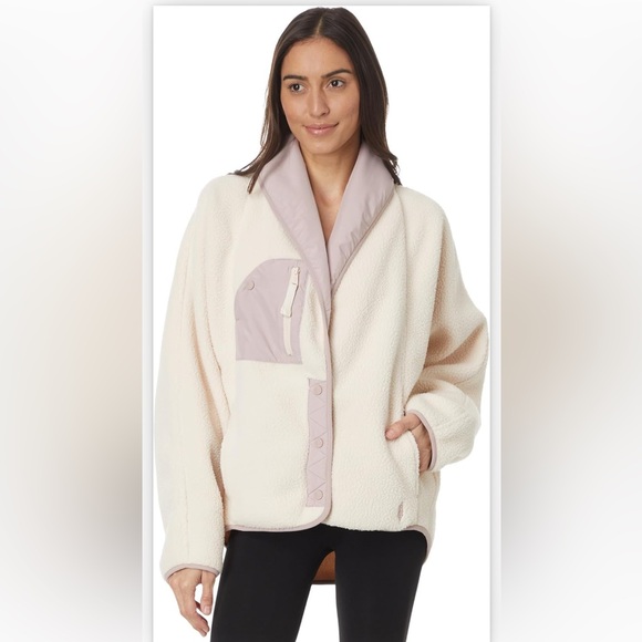 FP Movement Hit the Slopes Shawl L - Picture 7 of 7